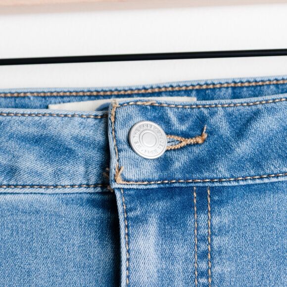 We the Free Flare Jeans Womens 28 Float On Pant Love Letters Bell Bottoms Fray - Picture 4 of 12